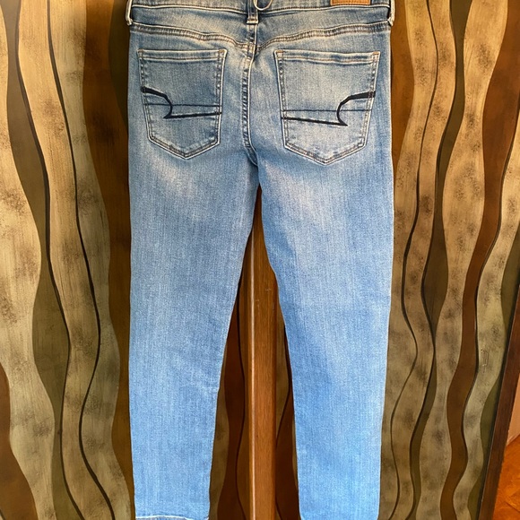 American Eagle Junior Jeans - Picture 2 of 5